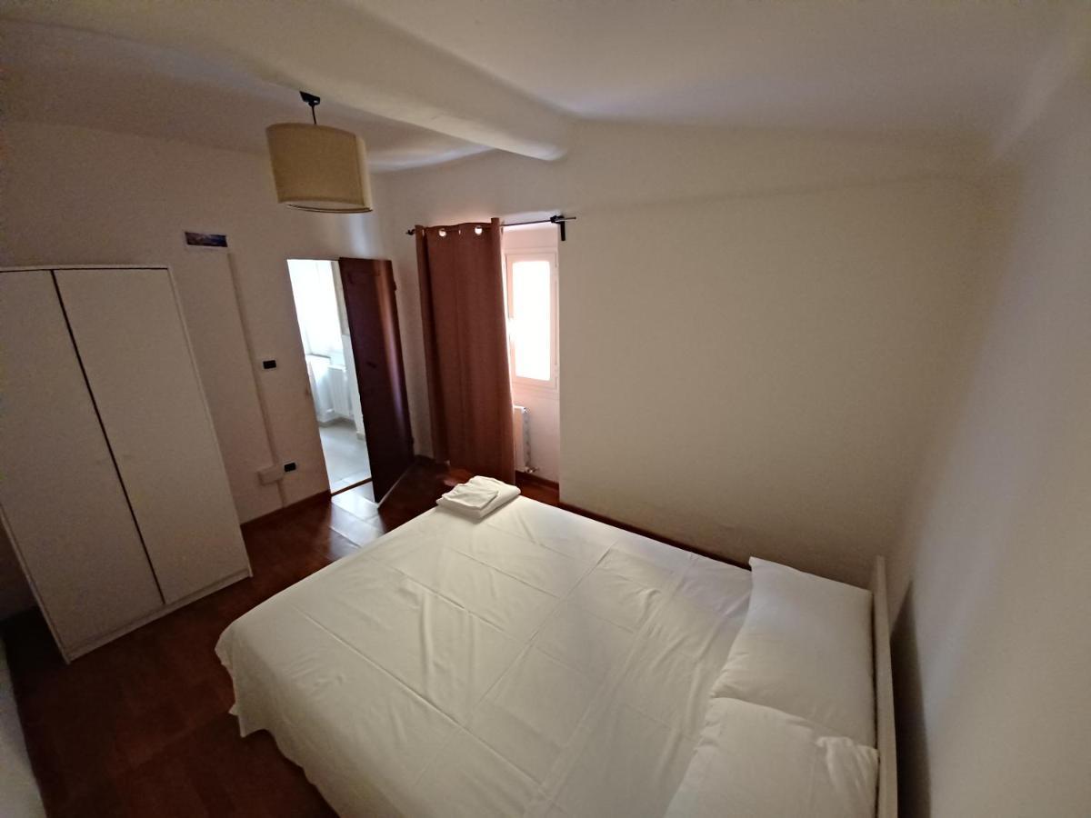 La Graziosa Del Carmine Apartment Genoa Ngoại thất bức ảnh